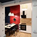 Red & Blue By Oneapartments