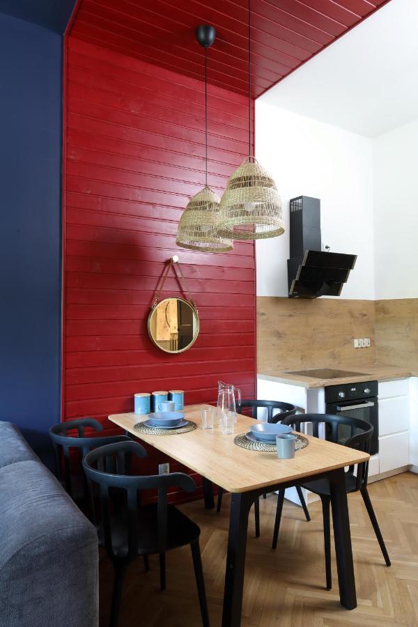 Lägenhet Red & Blue By Oneapartments