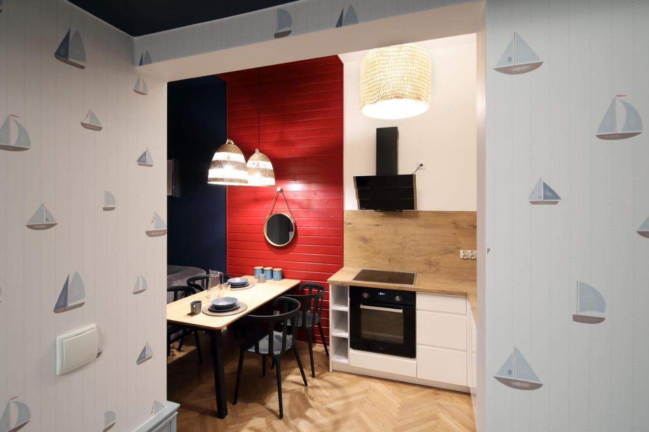 Lägenhet Red & Blue By Oneapartments